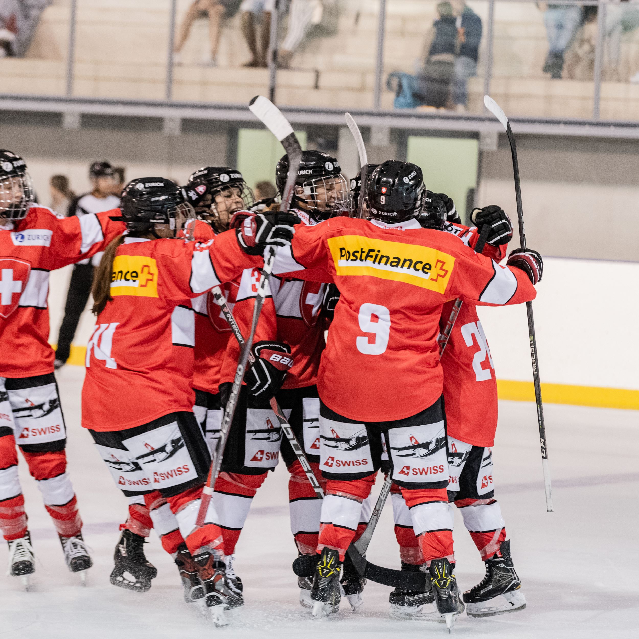 's Swiss Team-223.jpg 's Swiss Team-223.jpg